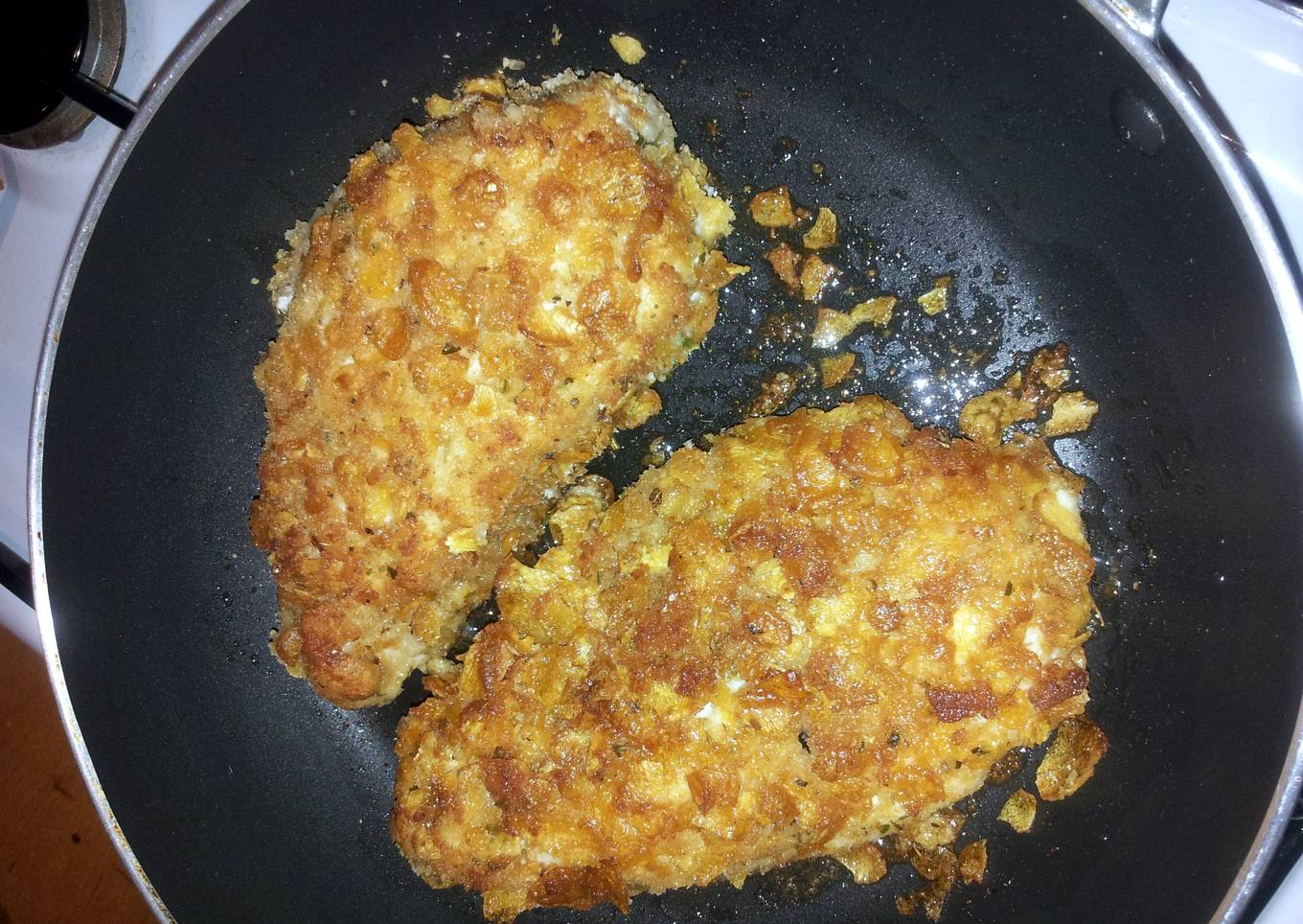 Corn flake and herb chicken