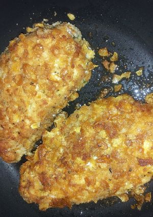 A picture of Corn flake and herb chicken.