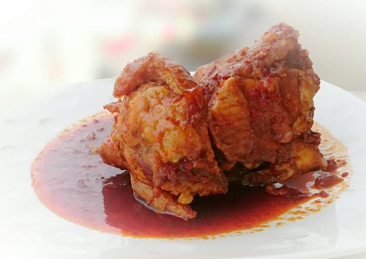 Step-by-Step Guide to Prepare Any-night-of-the-week Spicy Ham Hock / Sambal Pork Knuckle