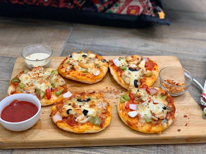 Easy Way Prepare Mini pizza bites- part 1 (chicken tikka/ malai boti chunks) the Delicious So Delicious