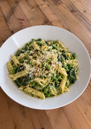 A picture of High-protein pea, spinach & walnut pesto pasta.