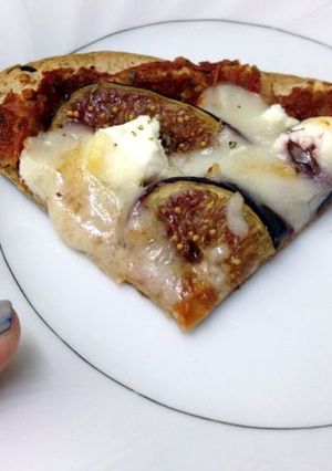 A picture of Fig Pizza.
