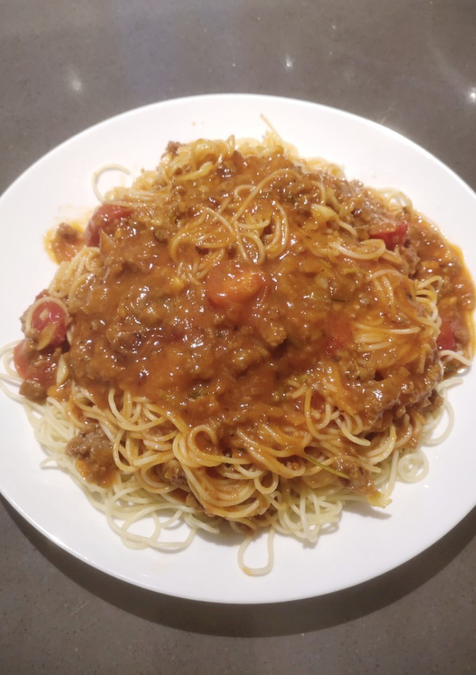 A picture of Spaghetti.