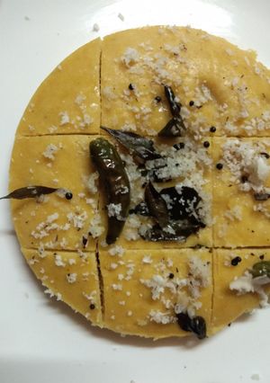 ধোকলা(Dhokla recipe in bengali) রেসিপির প্রধান ছবি