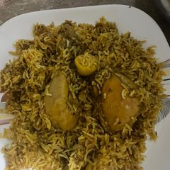 A picture of Chicken biryani 😍.