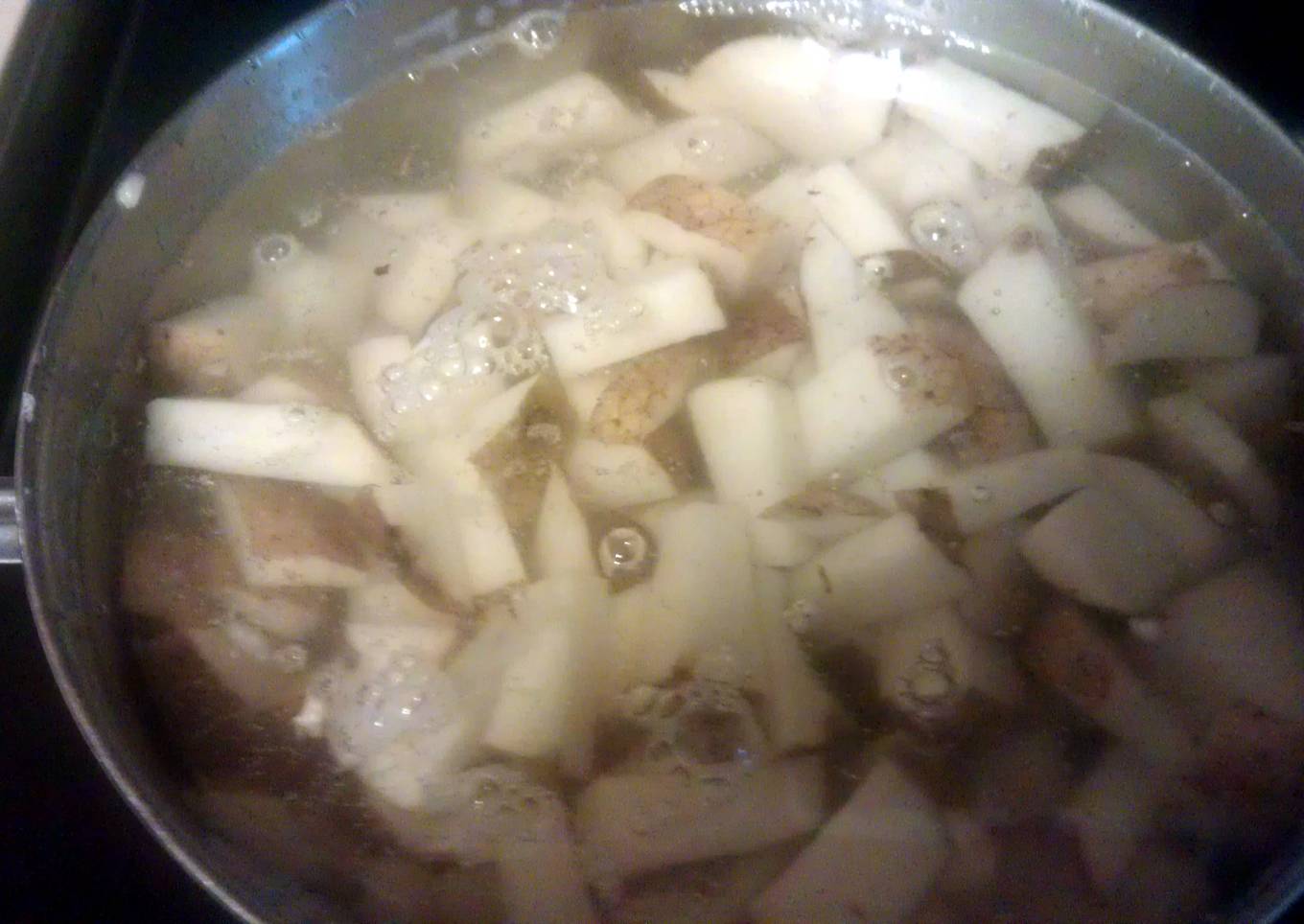 MASHED POTATOES WITH SKIN ON THEM ,