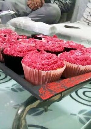 A picture of Divine Cupcakes.