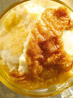 A picture of Rice Pudding.