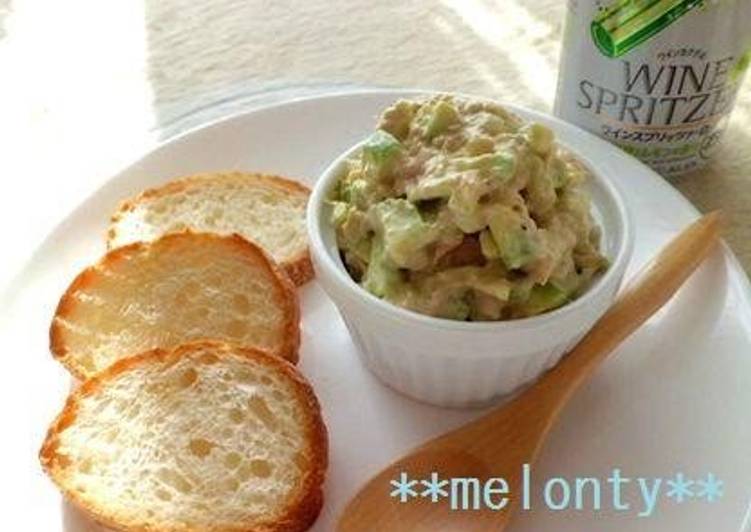 Steps to Prepare Any-night-of-the-week Easy Tuna and Avocado Dip
