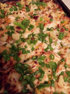 A picture of Easy Thai Chicken Pizza.