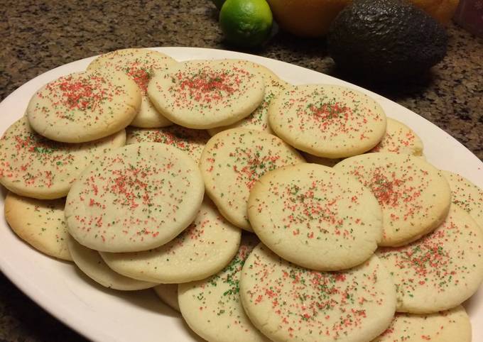 Steps to Prepare Perfect Sugar Cookies (cutter)