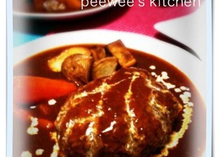 Delicious Hamburger Steaks Simmered in Sauce