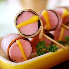 A picture of Fish Sausage Nori Seaweed Bacon Rolls.