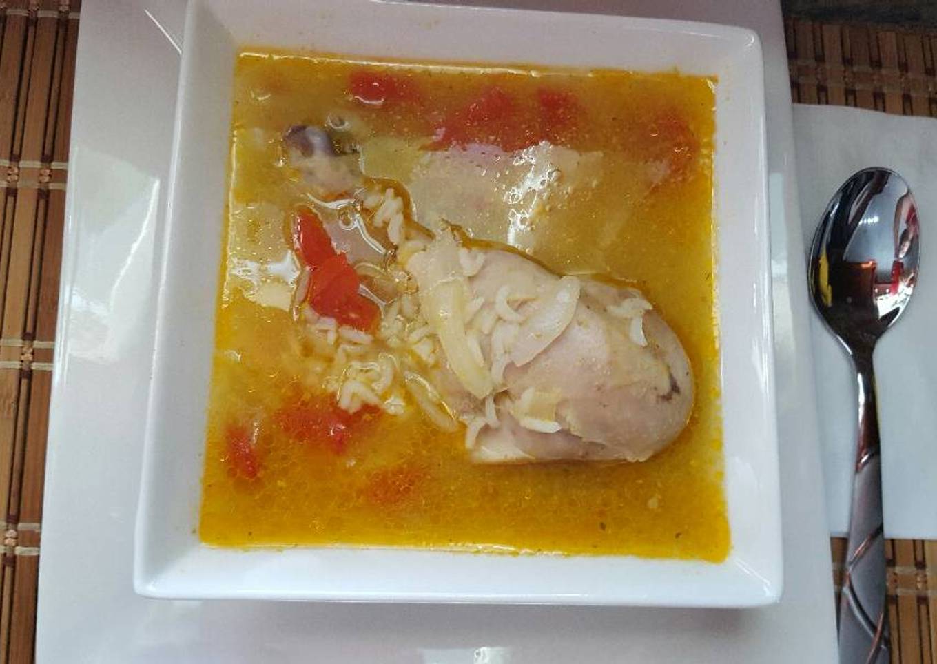 Pollito en amarillo, como lo preparaba MAMÁ