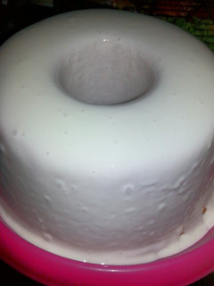 A picture of Ummi'sLemon pound cake.