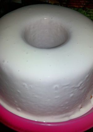 A picture of Ummi'sLemon pound cake.