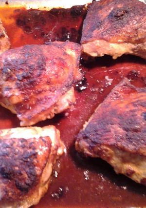 A picture of Savory Baked Chicken Thighs.