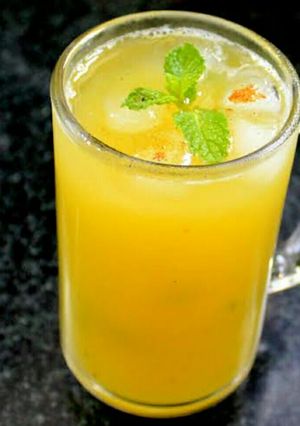 આમ પન્ના (Aam Panna Recipe In Gujarati) રેસીપી મુખ્ય ફોટો
