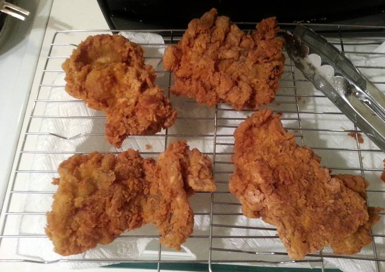 Steps to Make Perfect Homestyle Country Fried Boneless Chicken Thighs