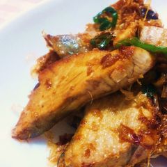 A picture of Bonito with Ginger.