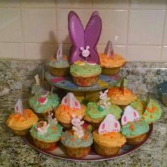 A picture of Kimber's Yummy Nummy Cupcakes!.