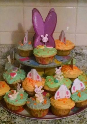 A picture of Kimber's Yummy Nummy Cupcakes!.