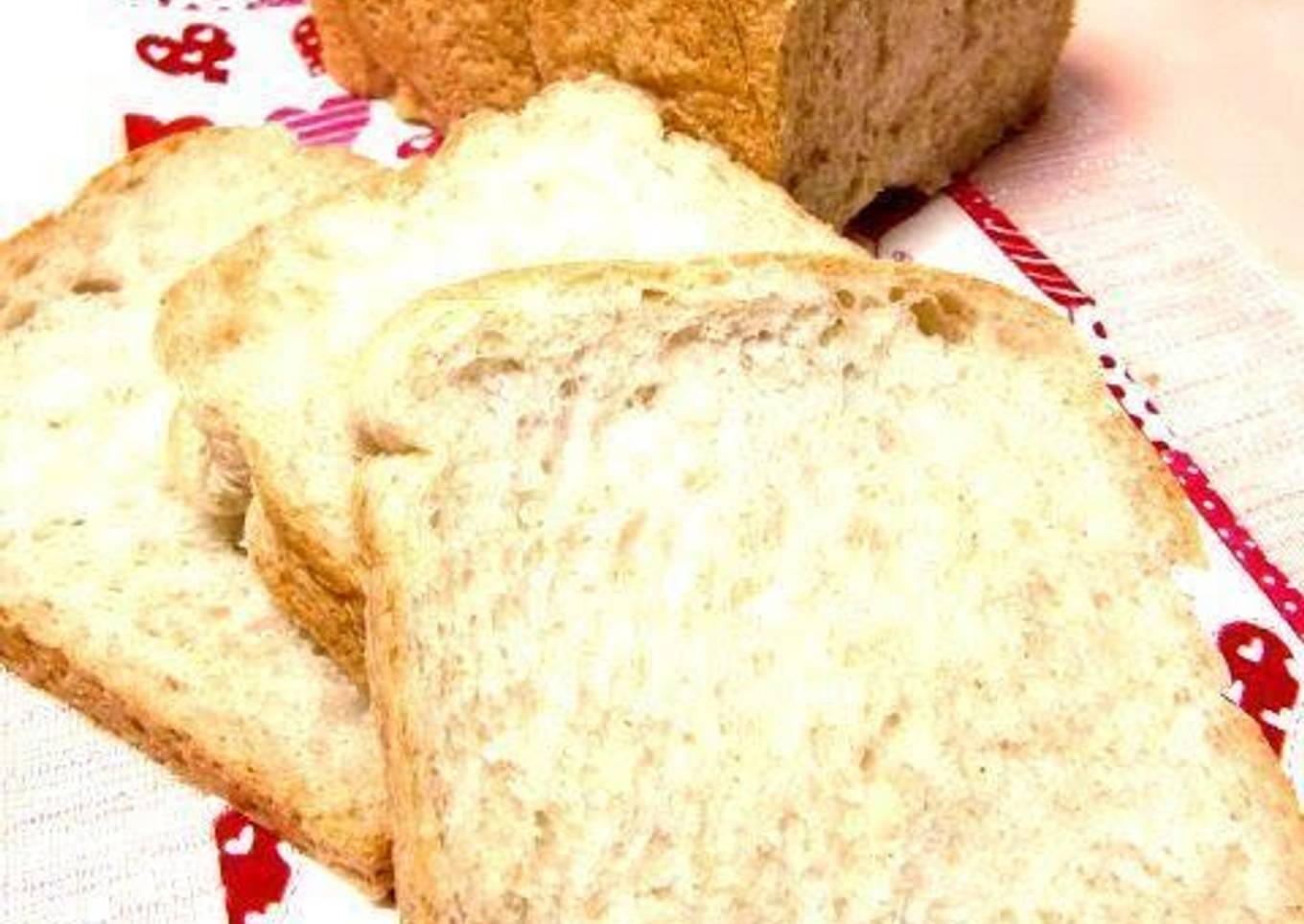 Moist, Chewy & Fluffy Whole Wheat Bread