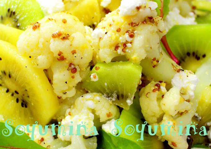 Kiwi &amp; Cauliflower Vitamin C Salad for Beautiful Skin