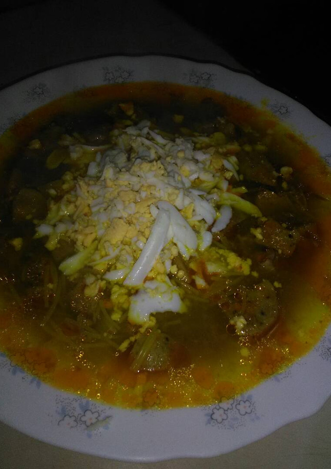 Una foto de Sopa "cubierta"
