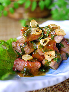 A picture of Steak Cubes with Garlic Shiso Miso Sauce.