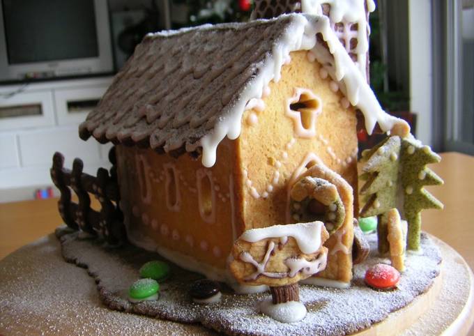 Christmas Cookie House