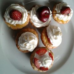A picture of Ladybirds Little Lemon Tarts.