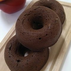 A picture of Baked Chocolate Donuts.