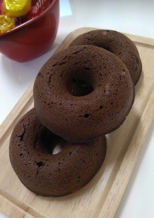 A picture of Baked Chocolate Donuts.