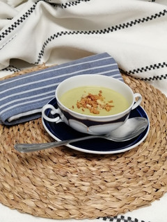 Una foto de Crema de brócoli con leche de coco y mascarpone