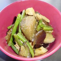 A picture of Stir-Fried and Simmered Eggplants, Green Beans and Deep-fried Tofu.