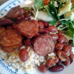 A picture of Crockpot rice and beans.