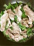 Healthy & Easy Side Dish with Mizuna and Pork
