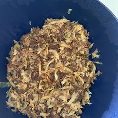 A picture of Mince and cabbage.