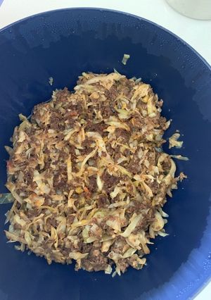 A picture of Mince and cabbage.