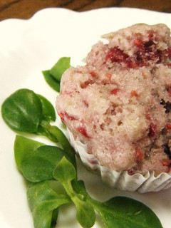 A picture of Fluffy Strawberry Steamed Bread.