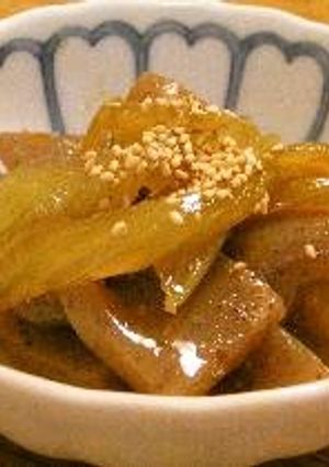 A picture of Kimpira-Style Celery and Konnyaku.