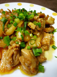 A picture of Daikon and Chicken Sautéed in Doubanjiang Paste.