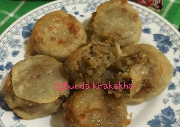 Kacang hijau goreng slimut