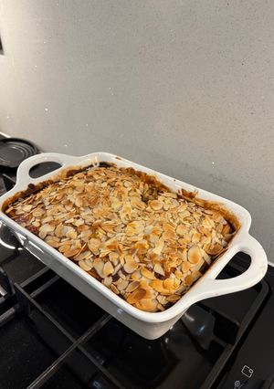 A picture of Almond Croissant Style High Protein Baked Oats with Pears.