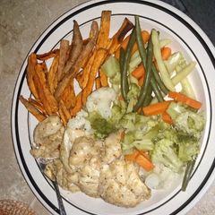 A picture of Healthy Bulking Chicken and veggie.