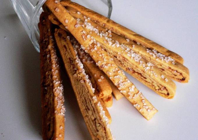 Recipe of Super Quick Spiral-patterned Stick Cookies