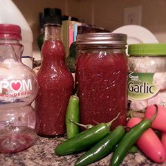A picture of POM Strawberry Hot Sauce.