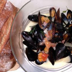 A picture of Moules Mariniere.
