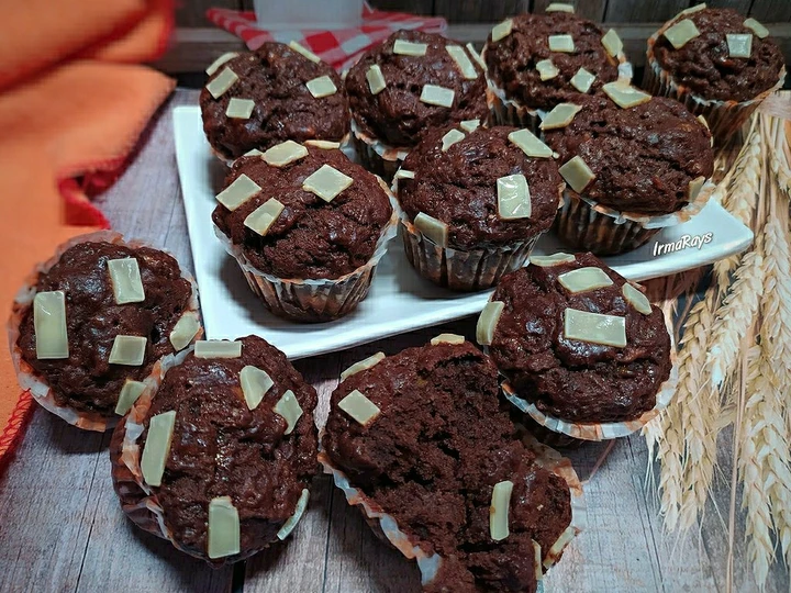 Langkah Gampang Menyiapkan Resep  Banana Muffin Eggless yang Menggugah Selera, Enak